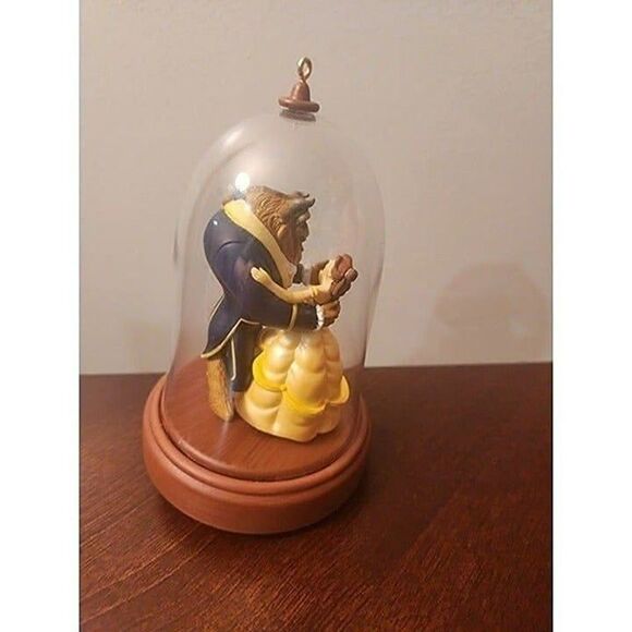 Hallmark Keepsake Ornament 2008 Beauty and the Beast "A Magical Night" - Picture 2 of 9